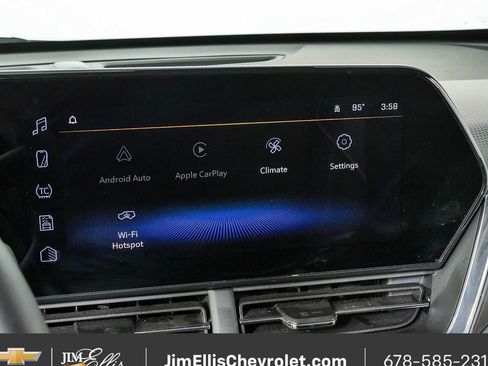 Certified 2025 Chevrolet Trax ACTIV w/ Driver Confidence Package FWD image 13