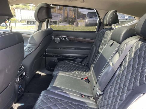 Used 2023 Genesis GV80 3.5T w/ Prestige Package image 12