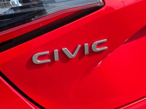 Used 2025 Honda Civic Sport image 30