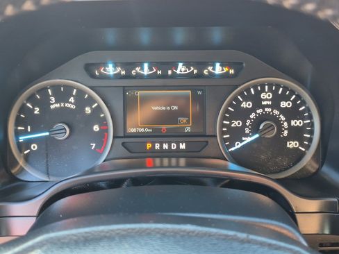 Used 2020 Ford F150 XLT w/ Equipment Group 302A Luxury AWD/4WD image 18
