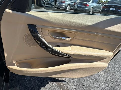 Used 2015 BMW 328i xDrive Sedan AWD/4WD image 19