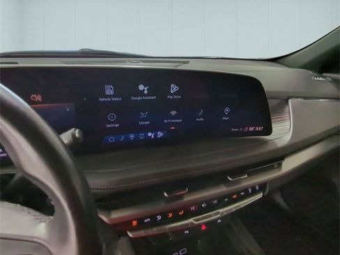 Certified 2024 Cadillac XT4 Premium Luxury image 13