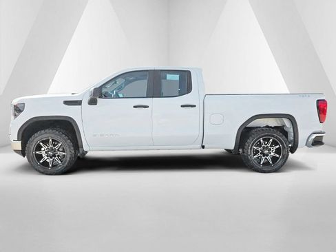 Used 2023 GMC Sierra 1500 Pro w/ Fleet Convenience Package AWD/4WD image 8