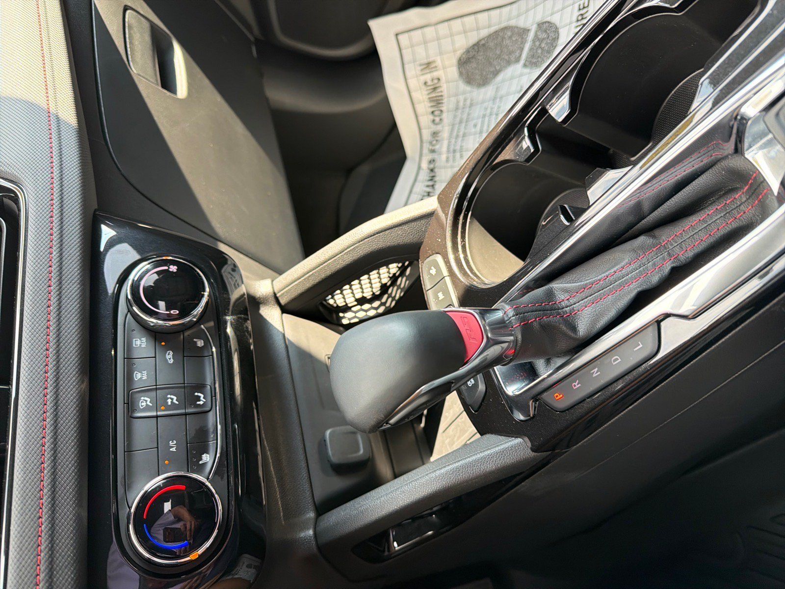 Used 2024 Chevrolet TrailBlazer RS FWD image 19