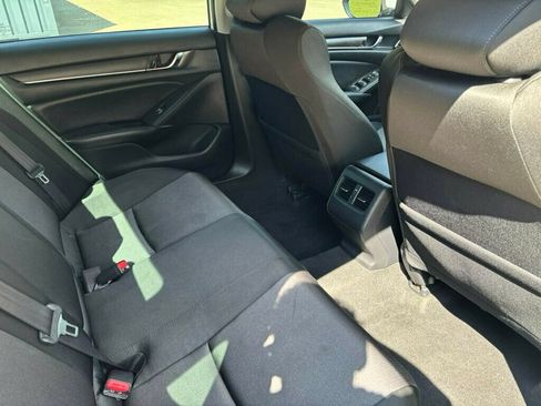 Used 2019 Honda Accord EX image 19