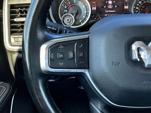 Certified 2021 RAM 1500 Laramie image 19