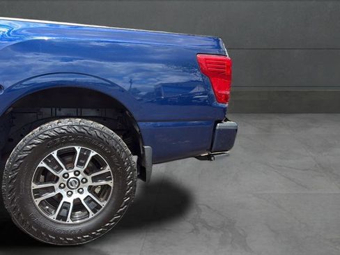 Used 2021 Nissan Titan SV w/ Accessory Utility Package AWD/4WD image 29