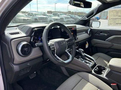New 2026 Chevrolet Colorado ZR2 w/ Technology Package AWD/4WD image 9