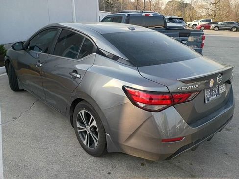 Used 2022 Nissan Sentra SV w/ Lighting Package image 6