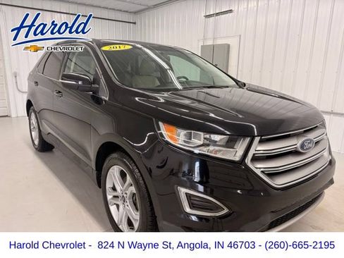 Used 2017 Ford Edge Titanium FWD image 1