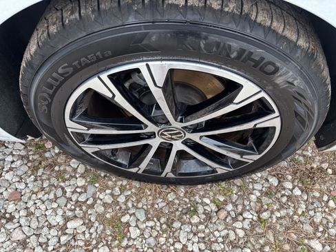 Used 2025 Volkswagen Jetta Sport image 30