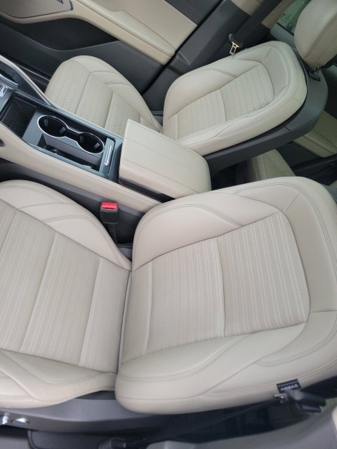 Certified 2024 Lincoln Nautilus Reserve w/ Equipment Group 202A AWD/4WD image 28