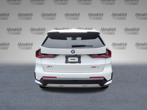 Certified 2023 BMW X1 xDrive28i w/ Convenience Package image 8