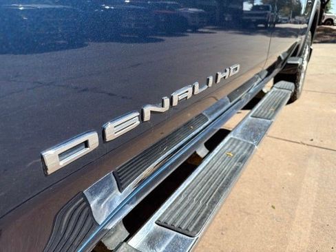 Used 2021 GMC Sierra 2500 Denali w/ Denali Ultimate Package AWD/4WD image 12
