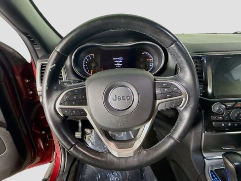 Used 2022 Jeep Grand Cherokee Laredo X AWD/4WD image 13