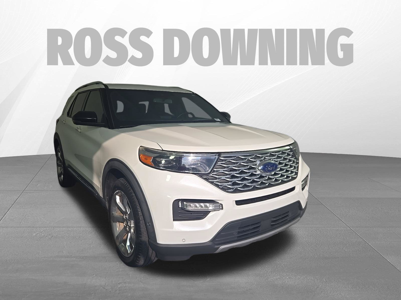 Used 2020 Ford Explorer Platinum w/ Premium Technology Package AWD/4WD image 3