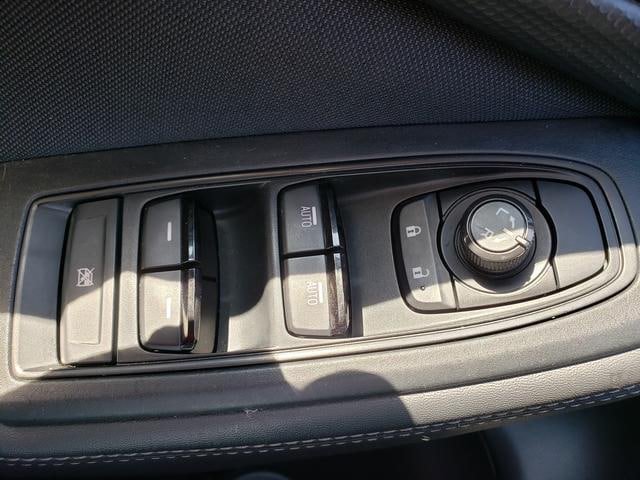Used 2023 Subaru Forester Premium AWD/4WD image 25