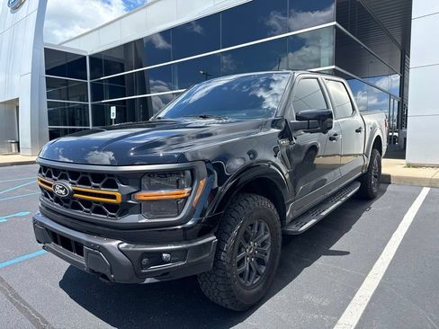 Used 2025 Ford F150 Tremor w/ Equipment Group 402A High AWD/4WD image 3