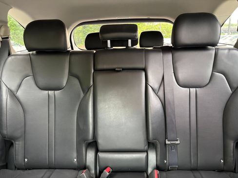 Used 2024 Kia Sorento S FWD image 41