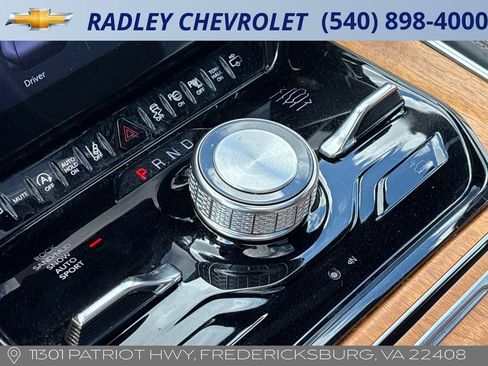 Used 2024 Jeep Grand Wagoneer L Series III AWD/4WD image 11