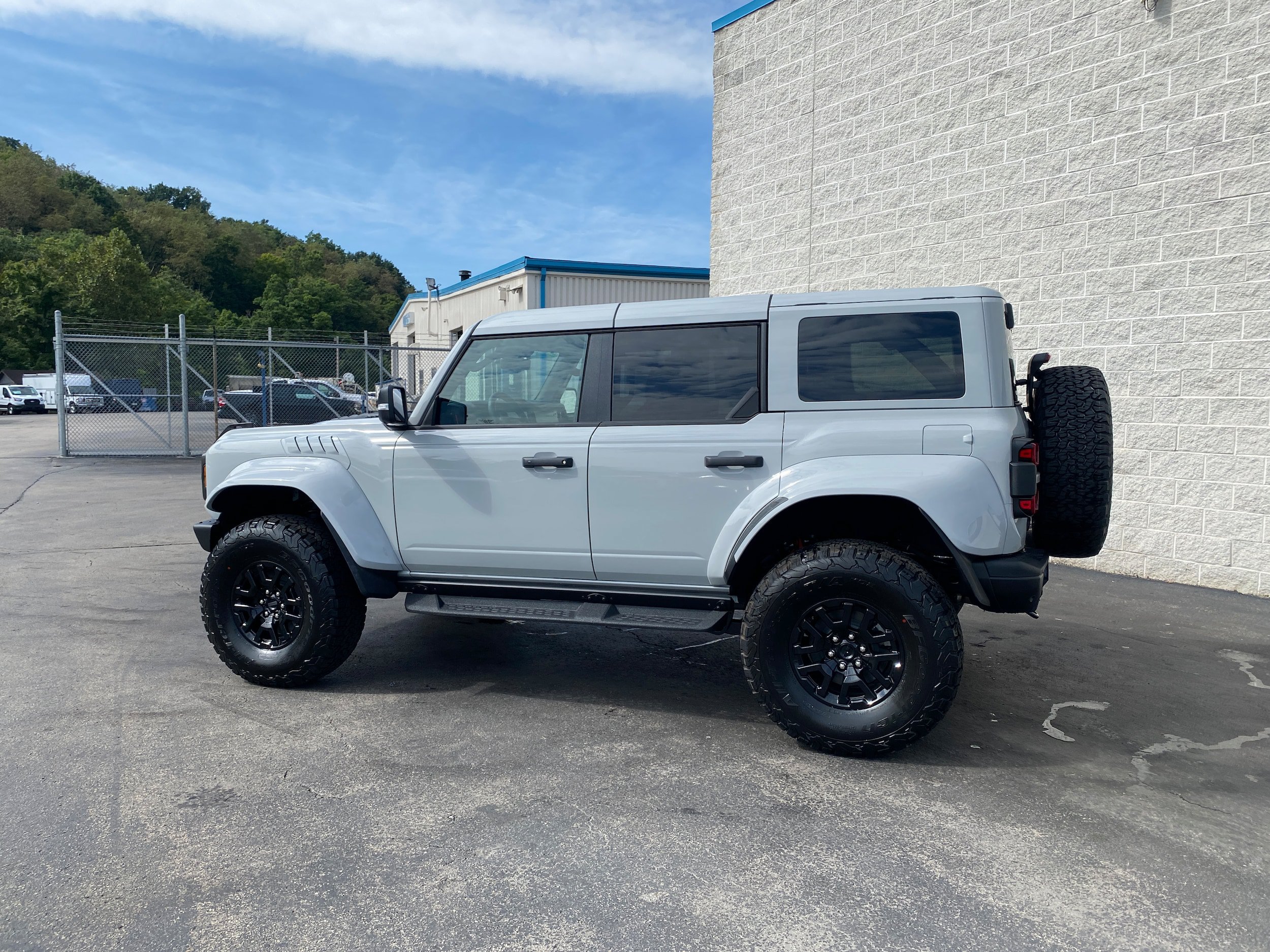 New 2026 Ford Bronco Raptor AWD/4WD image 6