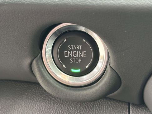 New 2026 Chevrolet Suburban High Country image 18