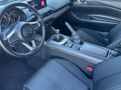Used 2024 MAZDA MX-5 Miata Sport image 11
