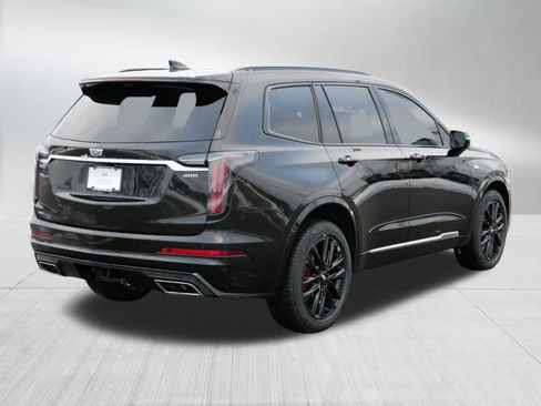 Certified 2024 Cadillac XT6 Sport w/ Technology Package image 6