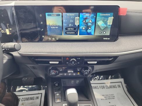 New 2026 Nissan Kicks SV image 12