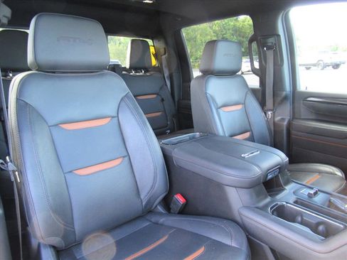 Used 2024 GMC Sierra 2500 AT4 w/ AT4 Premium Plus Package image 10