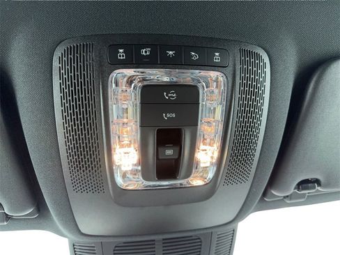 Used 2025 Mercedes-Benz GLS 450 4MATIC image 38