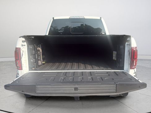 Used 2018 Ford F150 Raptor w/ Equipment Group 802A Luxury AWD/4WD image 19