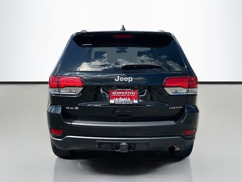 Used 2021 Jeep Grand Cherokee Laredo X AWD/4WD image 7
