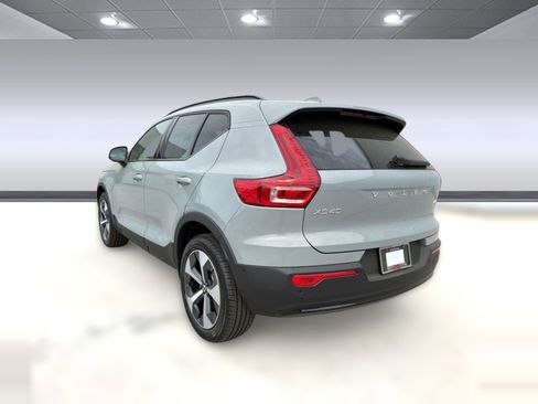 New 2026 Volvo XC40 B5 Plus w/ Protection Package Premier image 3