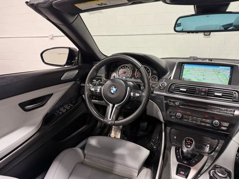 Used 2014 BMW M6 Convertible RWD image 24