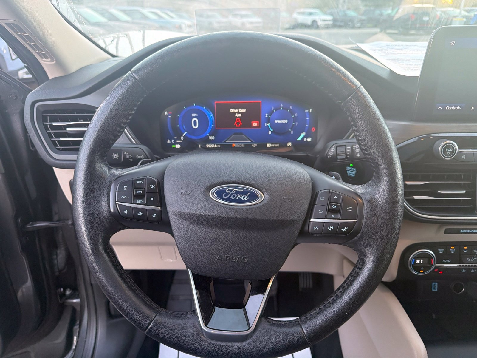 Used 2020 Ford Escape Titanium w/ Titanium Premium Package 2.0 AWD/4WD image 15