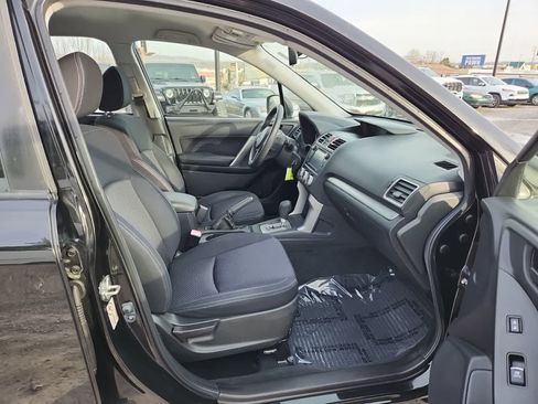 Used 2017 Subaru Forester 2.5i w/ Alloy Wheel Package image 21