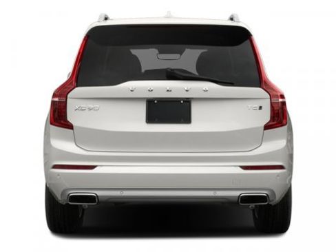 Used 2018 Volvo XC90 T6 Momentum w/ Convenience Package image 8