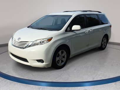Used 2015 Toyota Sienna LE