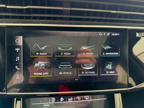 Used 2020 Audi Q7 2.0T Premium Plus w/ Premium Plus Package image 24