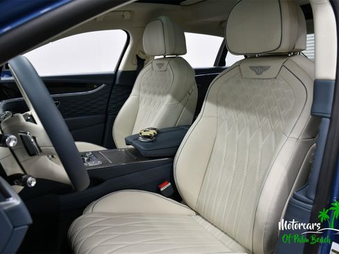 Used 2023 Bentley Flying Spur W12 image 23