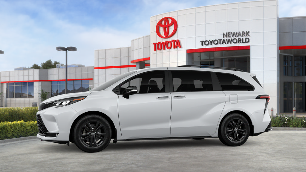 New 2026 Toyota Sienna XSE AWD/4WD image 10