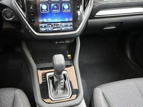 Certified 2025 Subaru Forester Premium AWD/4WD image 29