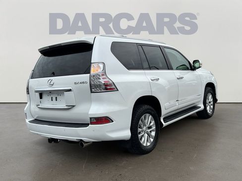 Used 2019 Lexus GX 460 Premium w/ Premium Package image 6