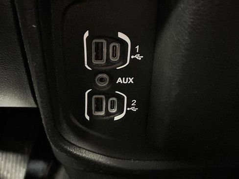 Used 2023 RAM 1500 Laramie image 25