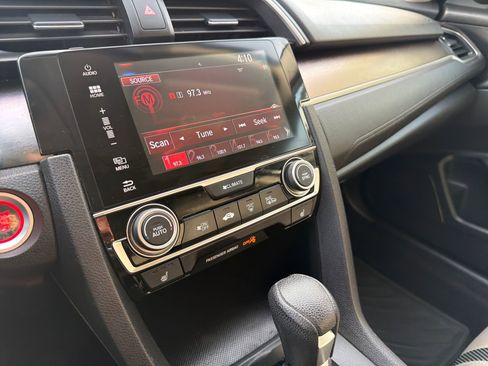 Used 2016 Honda Civic EX-T image 20