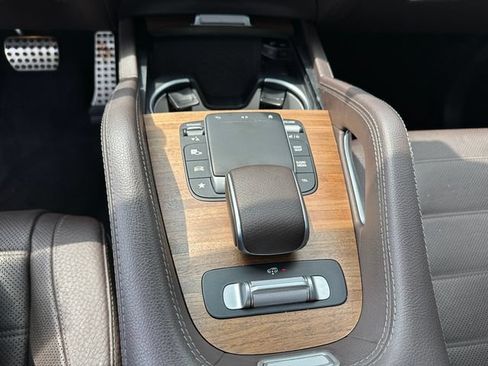 Used 2023 Mercedes-Benz GLS 450 4MATIC image 27