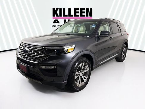 Used 2020 Ford Explorer Platinum image 3