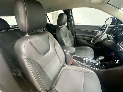 Used 2023 Buick Encore GX Preferred w/ Cold Weather Comfort Package AWD/4WD image 25
