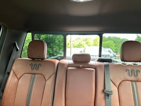 Used 2022 Ford F250 King Ranch w/ FX4 Off-Road Package AWD/4WD image 41